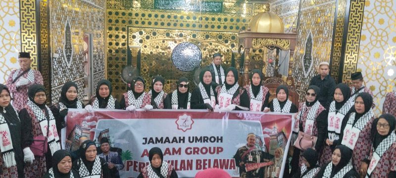 Aslam Tour Melepas jamaah umroh di Belawa Wajo